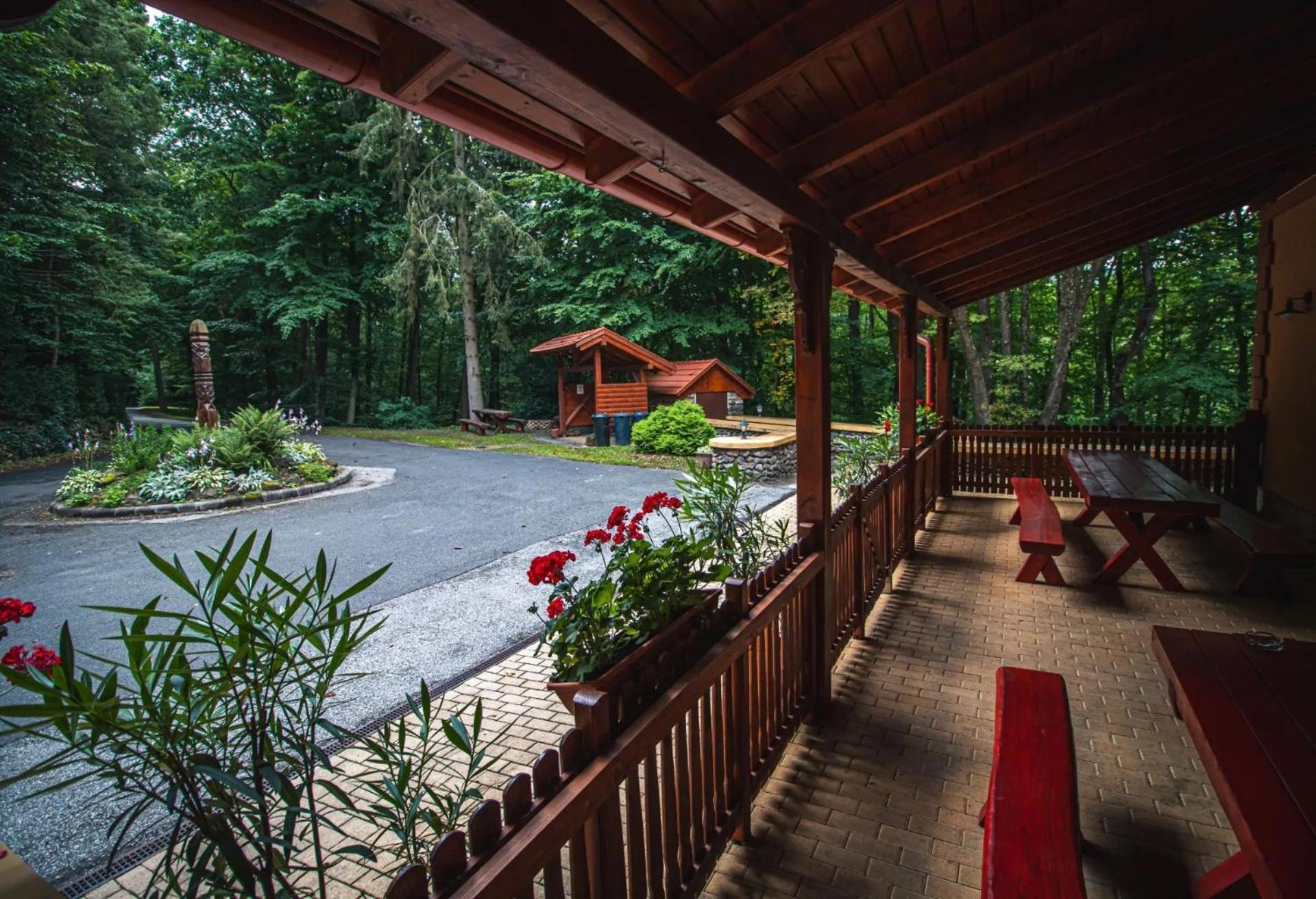 Senyoi Vendeghaz Bed & Breakfast Bozsva Bagian luar foto