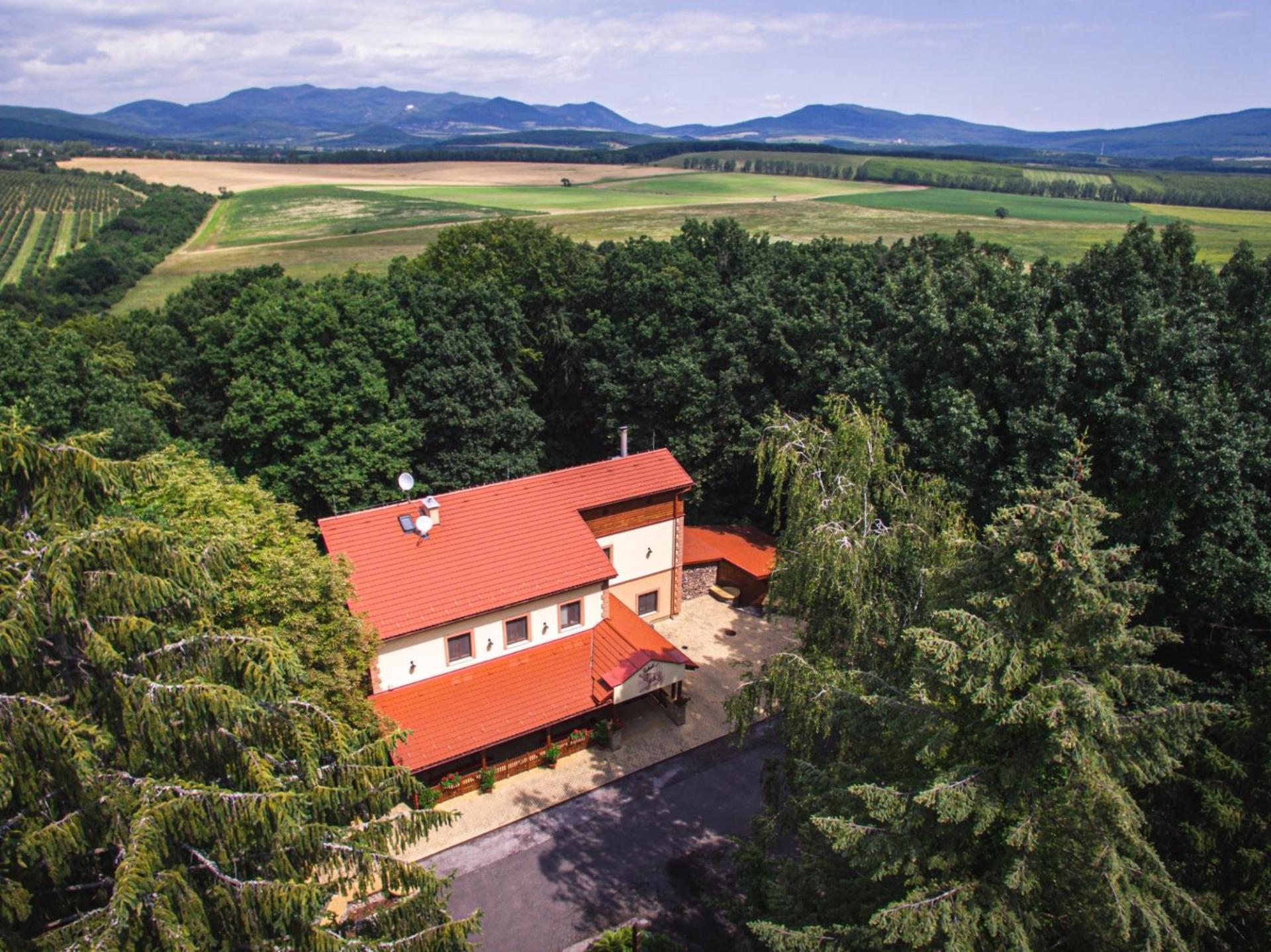 Senyoi Vendeghaz Bed & Breakfast Bozsva Bagian luar foto
